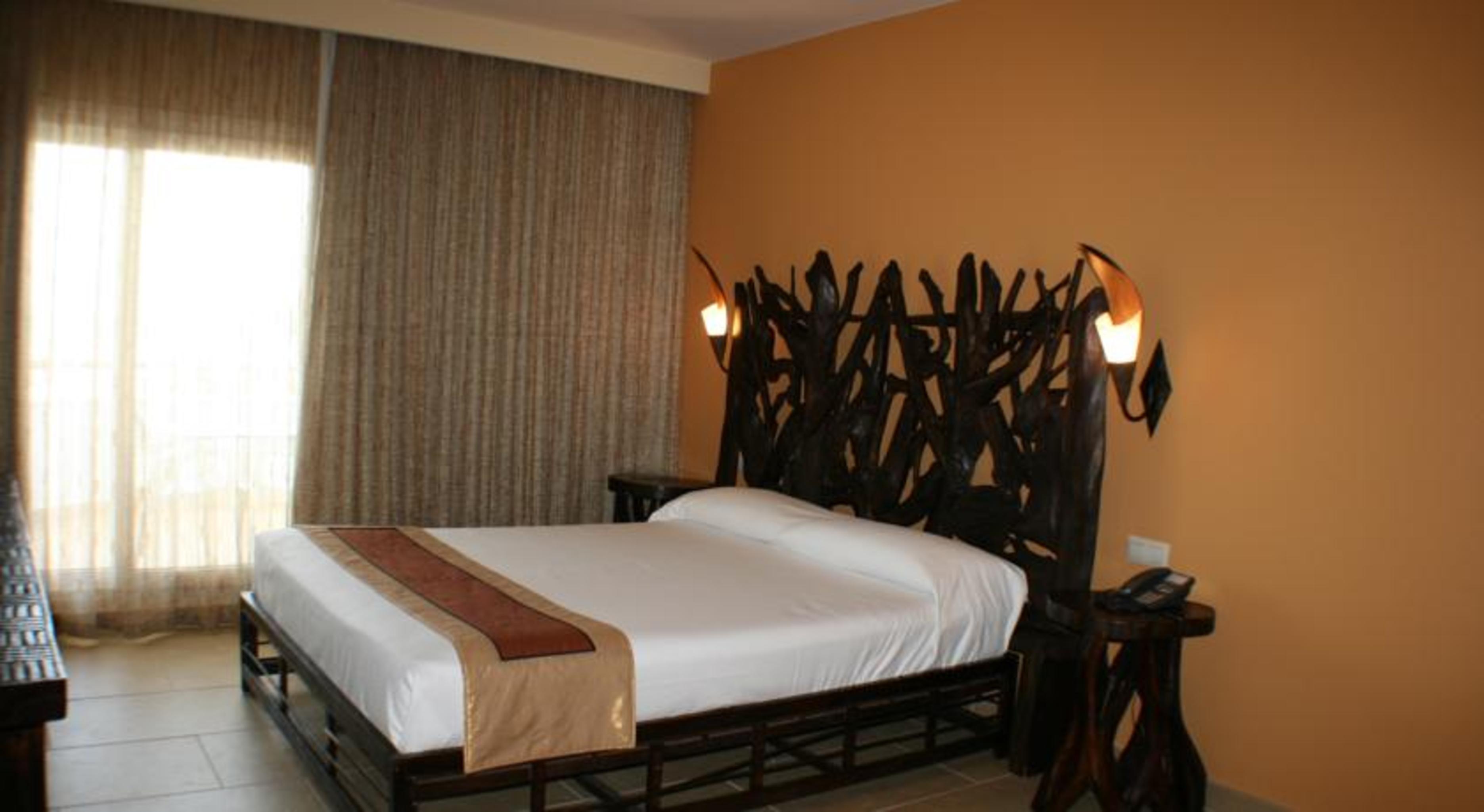 El Cortijo De Zahara By Qhotels サアラ・デ・ロス・アトゥネス エクステリア 写真