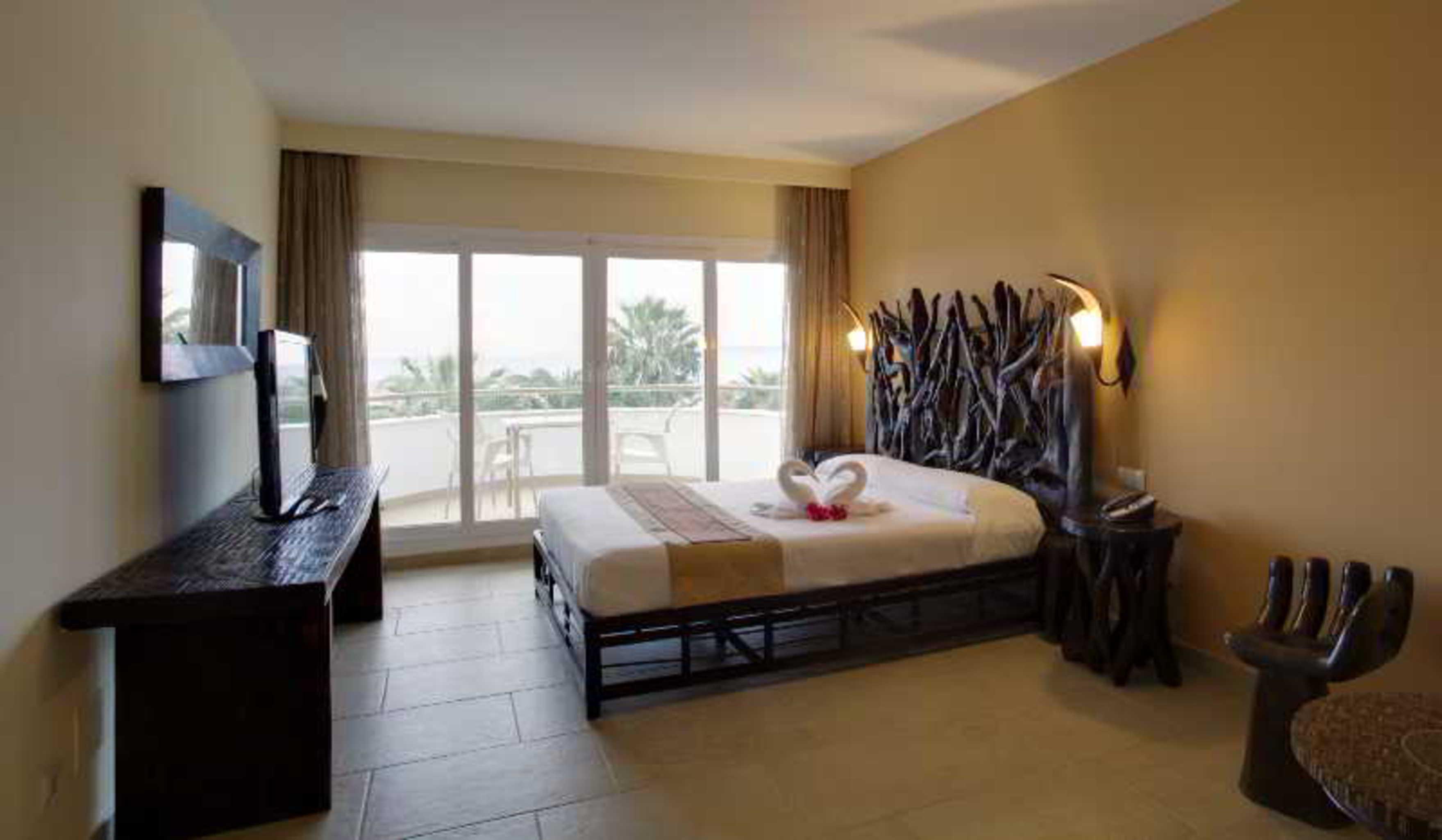 El Cortijo De Zahara By Qhotels サアラ・デ・ロス・アトゥネス エクステリア 写真