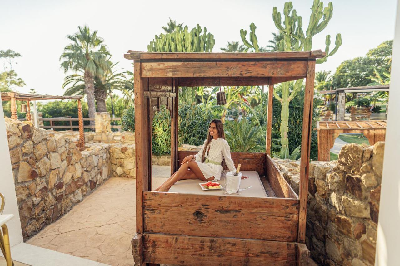 El Cortijo De Zahara By Qhotels サアラ・デ・ロス・アトゥネス エクステリア 写真
