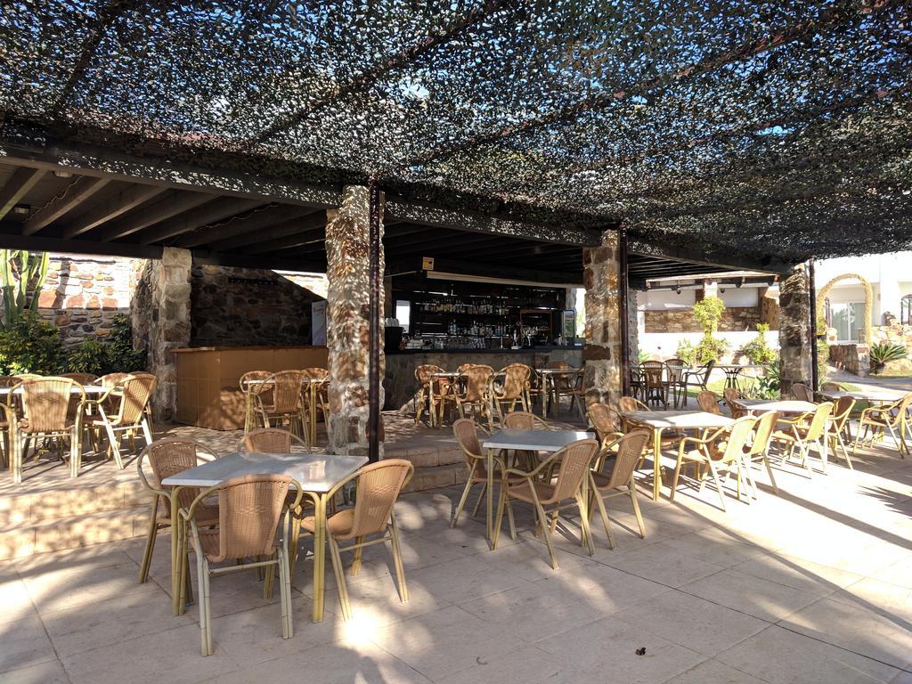 El Cortijo De Zahara By Qhotels サアラ・デ・ロス・アトゥネス エクステリア 写真